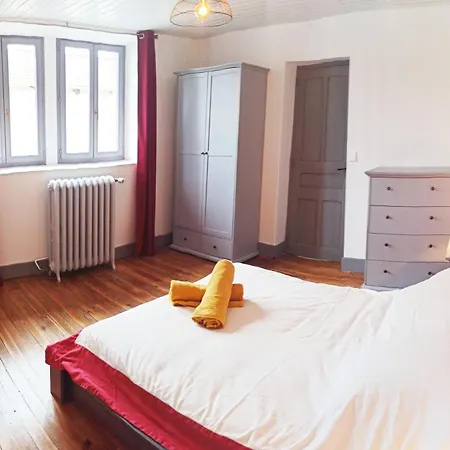 La Maison Du Livradois Holiday home Beurieres